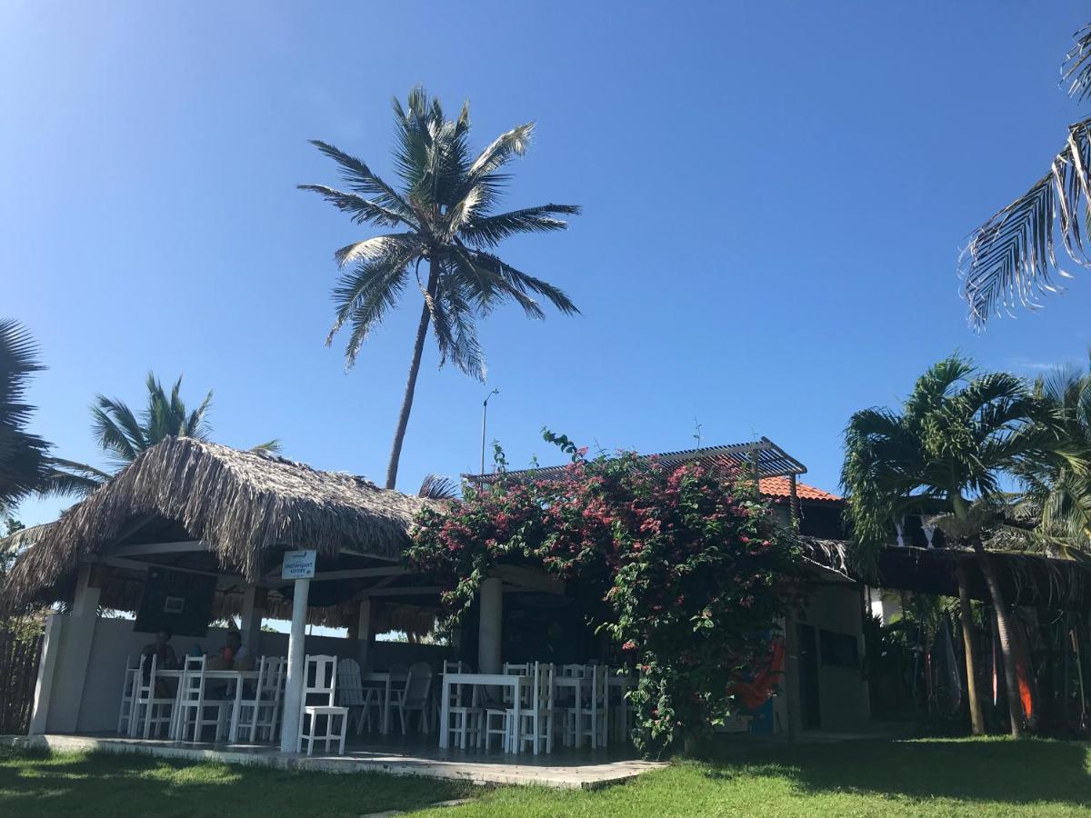 The Spot - Beachfront Sports Pousada Икараи Экстерьер фото